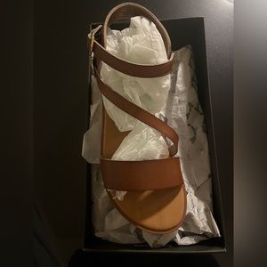 Kenneth Cole reaction sandals